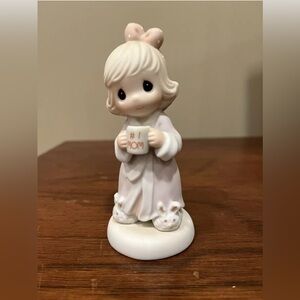 Precious Moments #1 Mom Figurine 384836 Mother “Thank you for the time we share”